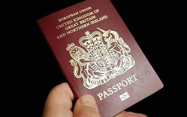 پیکاپ پاسپورت انگلیس