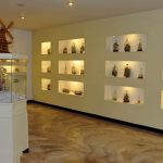 موزه بطری های شیشه ای تایلند