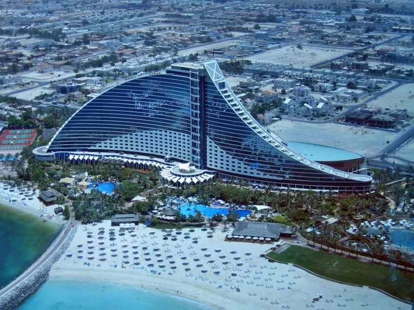 هتل ساحلی جمیرا دبی امارات -Jumeirah Beach Hotel