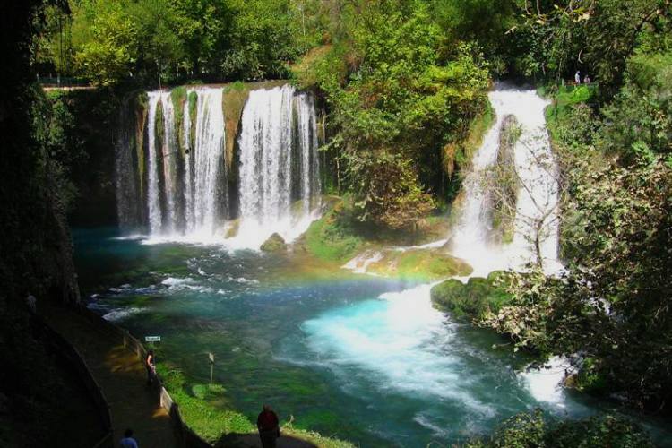 پنج آبشار معروف دنیا