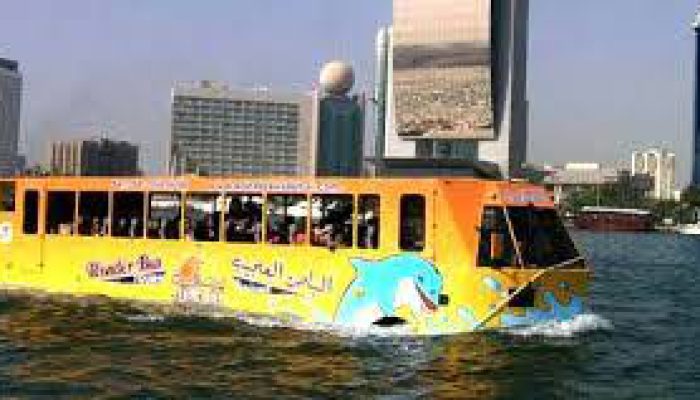اتوبوسی برای زمین و دریا در دبی