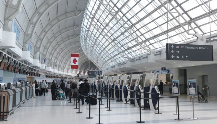 حمل و نقل فرودگاه پیرسون تورنتو