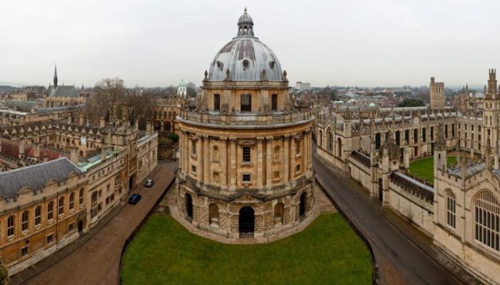 دو دانشگاه برتر انگلستان