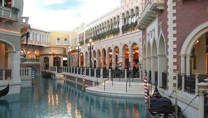 مراکز خرید برتر شهر ونیز ایتالیا